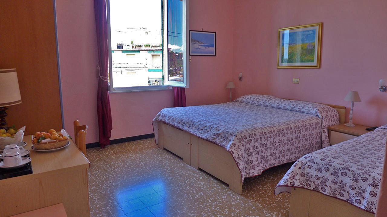 Bed And Breakfast Gioiello Celle Ligure Exterior photo